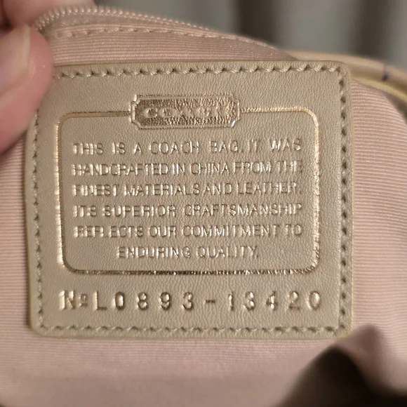 Coach Signature Parker Shoulder Bag 13420 - Picture 2 of 8